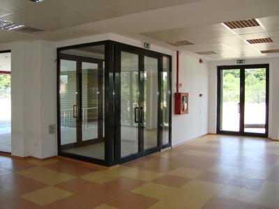 Ferestre Usi Tamplarie din ALUMINIU - Ferestre Usi Tamplarie din ALUMINIU